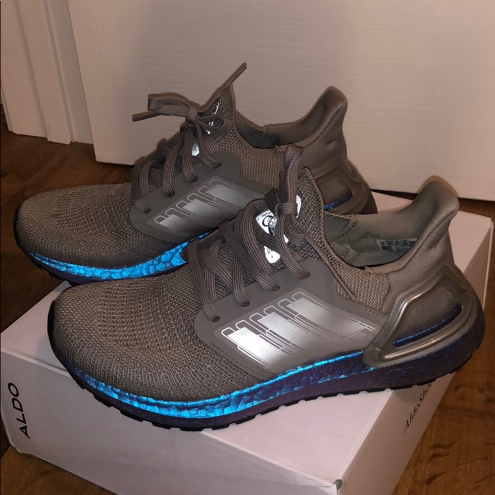 ADIDAS Ultraboost